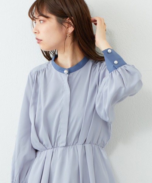 natural couture(ナチュラルクチュール)の「WEB限定カラー有り/2022AW/パール釦シャツワンピース(ワンピース・レディース・ネイビー/ブルー/モカ/その他1/その他2/その他3・FREE)」の14枚目の写真