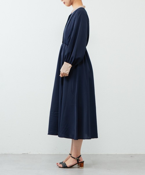 natural couture(ナチュラルクチュール)の「WEB限定カラー有り/2022AW/パール釦シャツワンピース(ワンピース・レディース・ネイビー/ブルー/モカ/その他1/その他2/その他3・FREE)」の17枚目の写真