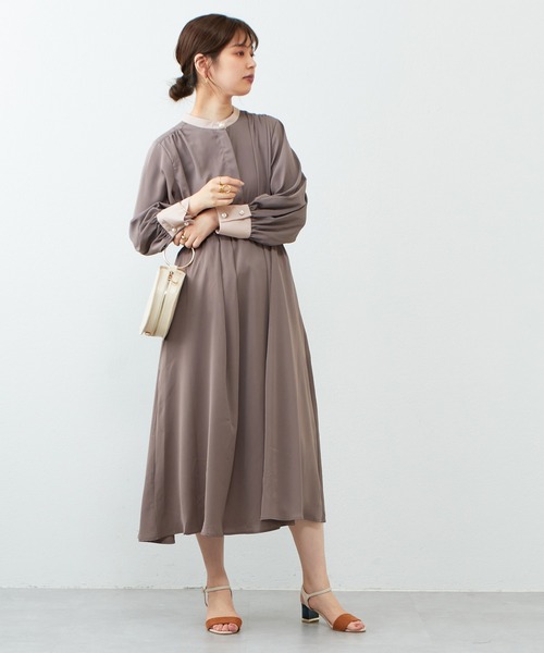 natural couture(ナチュラルクチュール)の「WEB限定カラー有り/2022AW/パール釦シャツワンピース(ワンピース・レディース・ネイビー/ブルー/モカ/その他1/その他2/その他3・FREE)」の18枚目の写真