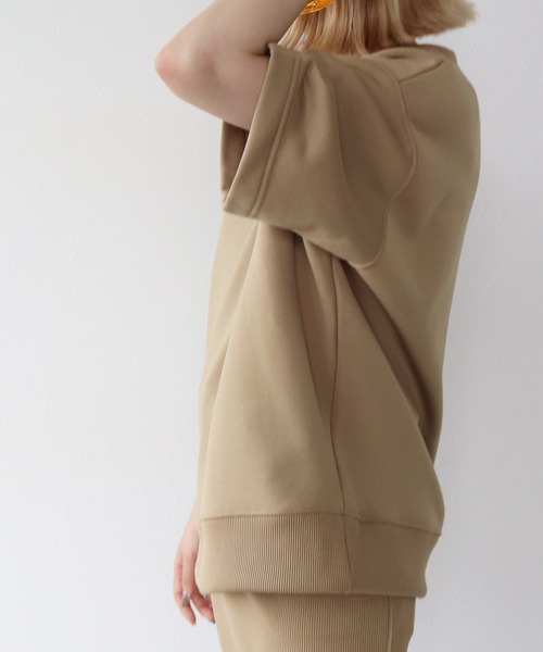 DRESSLAVE(ドレスレイブ)の「Sugar Rose / urake set up over pull(裏毛セットアップオーバープルオーバー)(Tシャツ/カットソー・レディース・ブラック/ベージュ・38)」の11枚目の写真