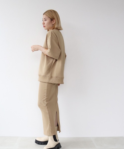 DRESSLAVE(ドレスレイブ)の「Sugar Rose / urake set up over pull(裏毛セットアップオーバープルオーバー)(Tシャツ/カットソー・レディース・ブラック/ベージュ・38)」の13枚目の写真