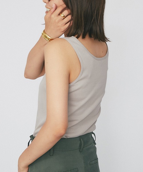 RIVE DROITE（リヴドロワ）の「スクエア風テレコタンク（タンクトップ・レディース・ライトグレー/ブラック/カーキ/グレー系その他・FREE）」の5枚目の写真