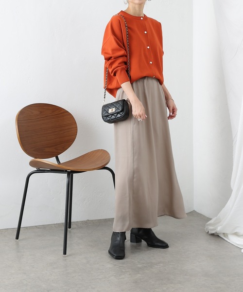 COLONY 2139(コロニートゥーワンスリーナイン)の「エステルヤーンクルーネックカーディガン(カーディガン/ボレロ・レディース・ブラック/グレー/オレンジ/アイボリー/ブルー/モカ/グリーン・FREE)」の20枚目の写真