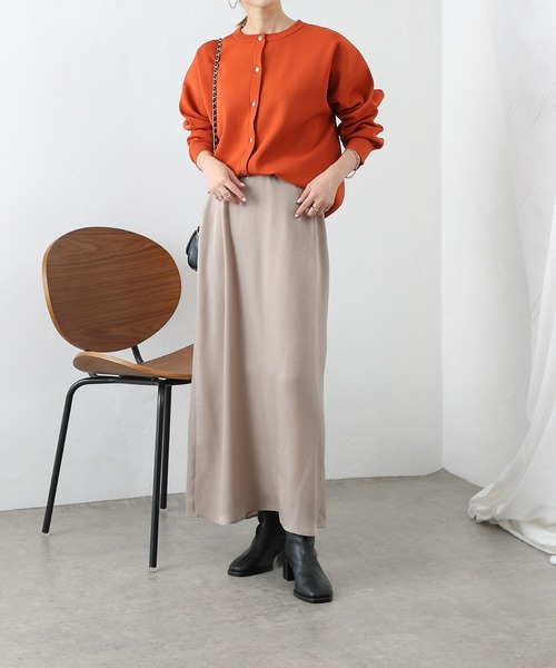 COLONY 2139(コロニートゥーワンスリーナイン)の「エステルヤーンクルーネックカーディガン(カーディガン/ボレロ・レディース・ブラック/グレー/オレンジ/アイボリー/ブルー/モカ/グリーン・FREE)」の21枚目の写真