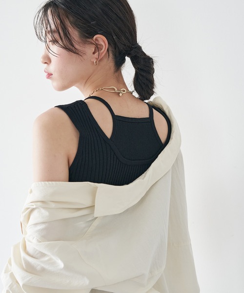 earth music&ecology（アースミュージックアンドエコロジー）の「リサイクルポリエステルブレンドニットタンクトップ（タンクトップ・レディース・アイボリー/ブラック/モカ/ブルーグレー・S/M）」の3枚目の写真