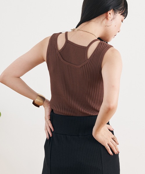 earth music&ecology（アースミュージックアンドエコロジー）の「リサイクルポリエステルブレンドニットタンクトップ（タンクトップ・レディース・アイボリー/ブラック/モカ/ブルーグレー・S/M）」の4枚目の写真