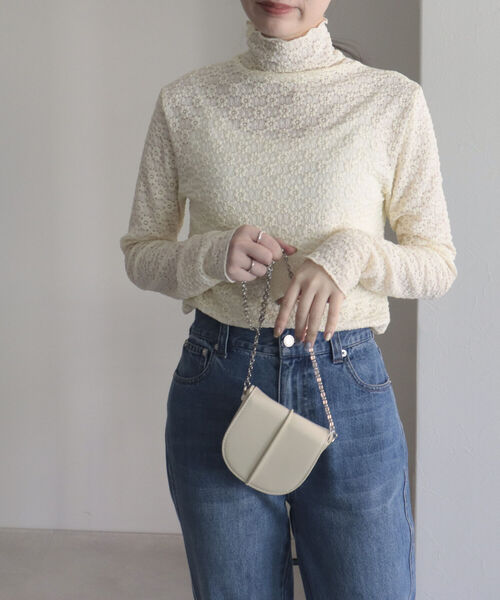 fredy emue（フレディエミュ）の「フラワータートルネックカットソー（Tシャツ/カットソー・レディース・サックスブルー/イエロー/オフホワイト/ブラック・38）」の11枚目の写真