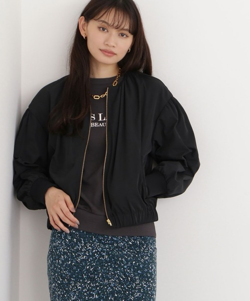 NATURAL BEAUTY BASIC（ナチュラルビューティーベーシック）の「ギャザーネックＭＡ－１（MA-1・レディース・ブラック/オフホワイト・MEDIUM）」の9枚目の写真