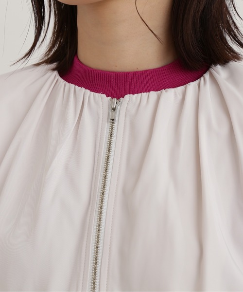 NATURAL BEAUTY BASIC（ナチュラルビューティーベーシック）の「ギャザーネックＭＡ－１（MA-1・レディース・ブラック/オフホワイト・MEDIUM）」の22枚目の写真