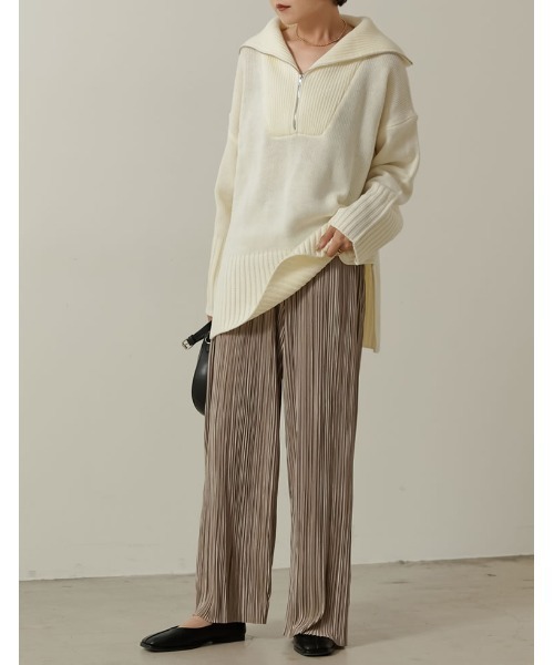 Re:EDIT（リエディ）の「[低身長サイズ有]グロッシーサテンプリーツストレートパンツ（その他パンツ・レディース・チャコールグレー/アイボリー/ブラック/グレイッシュベージュ・SHORT/MEDIUM/LARGE）」の12枚目の写真