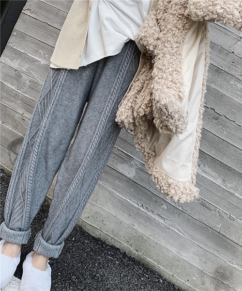 c.u.l（シーユーエル）の「ケーブルニットパンツ culw313（その他パンツ・レディース・グレー/ブラック/アイボリー/ベージュ・FREE）」の9枚目の写真