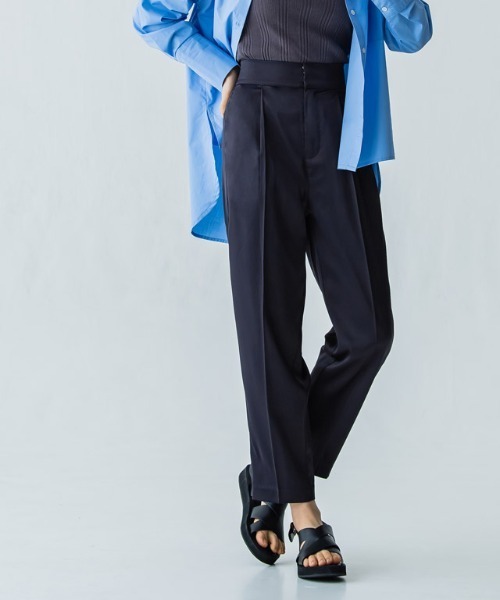 RASW（ラス）の「［RASW］サテンタックテーパードパンツ（スラックス・レディース・ダークネイビー/キャメル・S/M/L）」の21枚目の写真