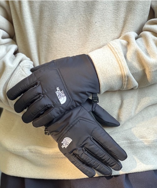 THE NORTH FACE（ザノースフェイス）の「【THE NORTH FACE】NUPTSE ETIP GLOVE（手袋・メンズ・ブラック・SMALL/MEDIUM/LARGE）」の4枚目の写真