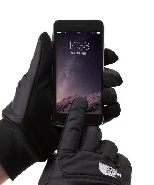 THE NORTH FACE（ザノースフェイス）の「【THE NORTH FACE】NUPTSE ETIP GLOVE（手袋・メンズ・ブラック・SMALL/MEDIUM/LARGE）」の14枚目の写真