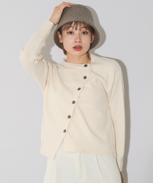 mebole(メボレ)の「斜めボタンカーディガン(カーディガン/ボレロ・レディース・アイボリー/ブラック/グレー/レッド/ベージュ・FREE)」の13枚目の写真