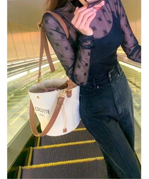Soir,5 COCOTTE PARIS(ソワールイブニングココットパリ)の「Canvas Bucket bag(ハンドバッグ・レディース・ホワイト/キャメル/ブラック・FREE)」の4枚目の写真