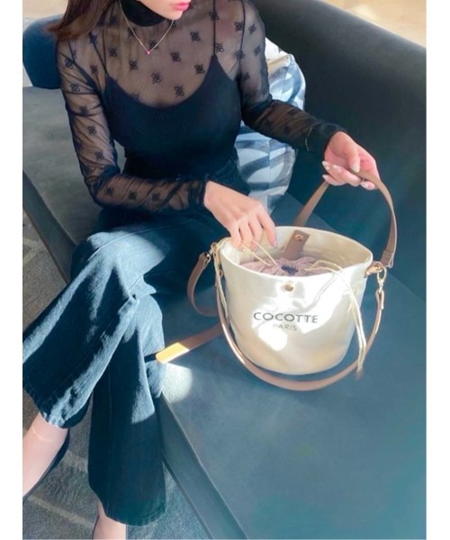 Soir,5 COCOTTE PARIS(ソワールイブニングココットパリ)の「Canvas Bucket bag(ハンドバッグ・レディース・ホワイト/キャメル/ブラック・FREE)」の6枚目の写真