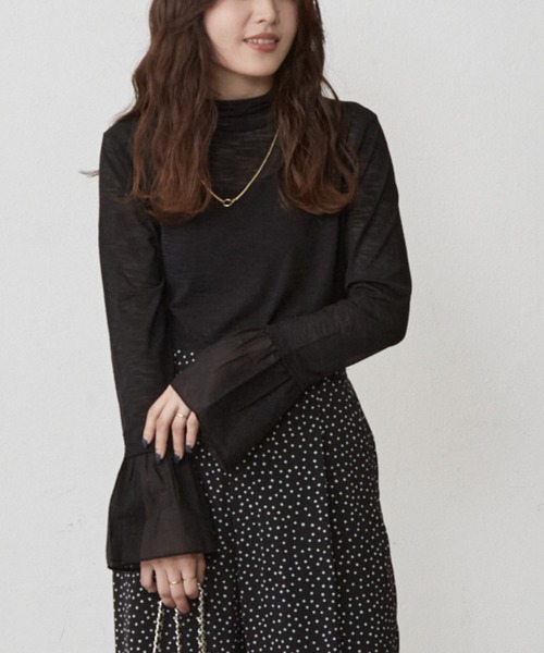 Shelly island（シェリーアイランド）の「袖フレアシアーカットソー（Tシャツ/カットソー・レディース・ホワイト/ブラック・FREE）」の4枚目の写真