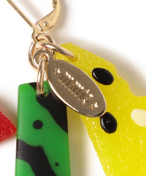 mmts(マミタス)の「CANDY COLOR TICKET × mmts / スイカ ピアス(ピアス(両耳用)・レディース・その他・ONE SIZE)」の3枚目の写真