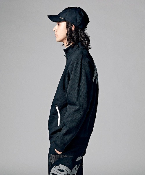 Munsingwear（マンシングウェア）の「『ENVOY エンボイ』ロゴジャカードニットブルゾン ゴルフウエア メンズ（ブルゾン・メンズ・グレー/ブラック/ネイビー・XL/L/M）」の9枚目の写真