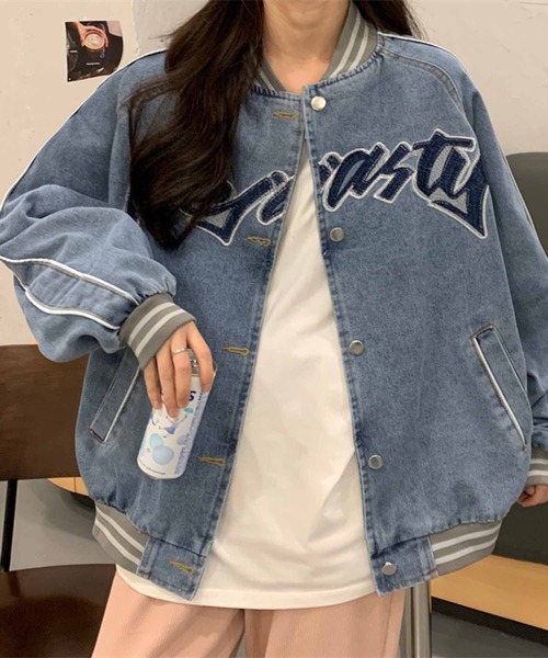 NANEA（ナネア）の「デニムビッグスタジャン　ブルゾン（デニムジャケット・レディース・インディゴブルー・ONE SIZE）」の3枚目の写真