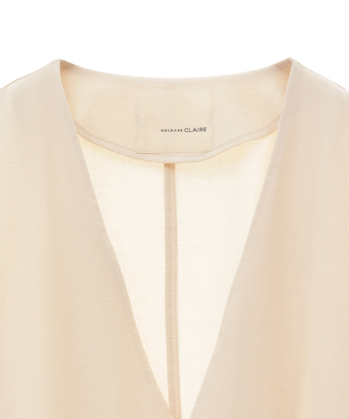 MELROSE claire（メルローズ クレール）の「【汎用性の高いシンプルなノーカラージャケット】（ノーカラージャケット・レディース・ベージュ/ブラック・FREE）」の12枚目の写真
