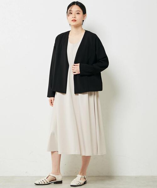 MELROSE claire（メルローズ クレール）の「【汎用性の高いシンプルなノーカラージャケット】（ノーカラージャケット・レディース・ベージュ/ブラック・FREE）」の17枚目の写真