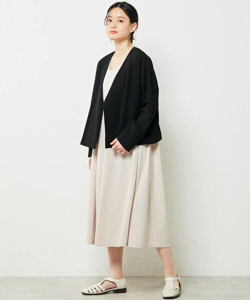 MELROSE claire（メルローズ クレール）の「【汎用性の高いシンプルなノーカラージャケット】（ノーカラージャケット・レディース・ベージュ/ブラック・FREE）」の22枚目の写真