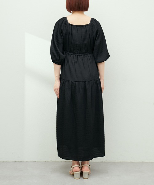 ボリューム袖ギャザーティアードワンピース