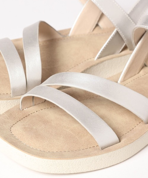 GLOBAL WORK（グローバルワーク）の「ラクッションベルトスクエアサンダル/178479（サンダル・レディース・アイボリー/ブラック/シルバー/ブラウン/ベージュ・SMALL/LARGE/MEDIUM）」の14枚目の写真