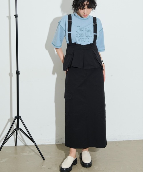 THE YOn（ザヨン）の「綿ナイロンサイドポケットカーゴスカート（スカート・レディース・ホワイト/ブラック/ベージュ・FREE）」の3枚目の写真