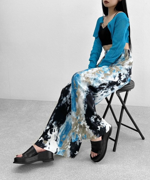 LVEU.（ラブユ.）の「【LVEU.】タイダイ柄プリーツパンツ / ボトムス パンツ プリーツ タイダイ マーブル ワイド ルーズ リラックス アーバン ブラック カーキ ブルー（その他パンツ・レディース・カーキ/ブルー/ブラック/ブラック×ライム/グレー/オリーブ・FREE）」の20枚目の写真