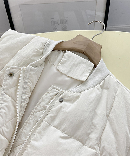 c.u.l（シーユーエル）の「ユニセックス ビックポケット中綿ダウンベスト culw515（ダウンベスト・レディース・ベージュ/アイボリー/ブラック・M/L/XL）」の15枚目の写真