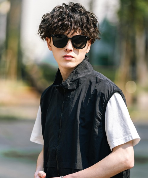 Rocky Monroe(ロッキーモンロー)の「ウェリントン型UVカット折りたたみサングラス(サングラス・メンズ・ピンク/ブルー/ブラック/カーキ・FREE)」の15枚目の写真