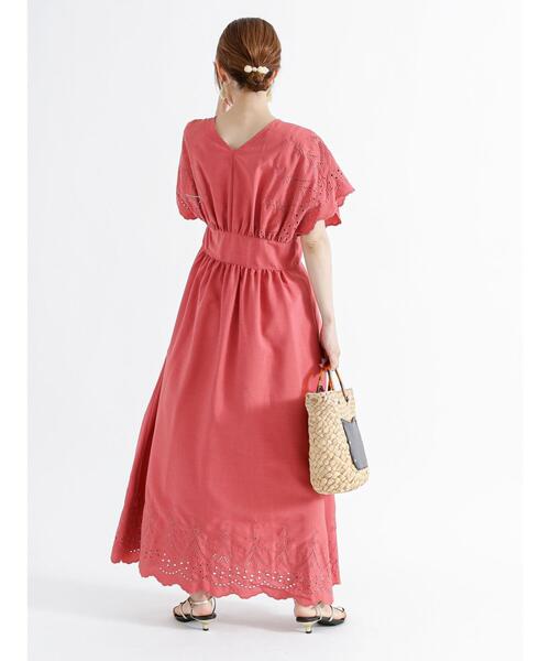 Te chichi（テチチ）の「スカラップエンブロイダリーワンピース（ワンピース・レディース・ブラック/サックスブルー/レッド・F）」の14枚目の写真