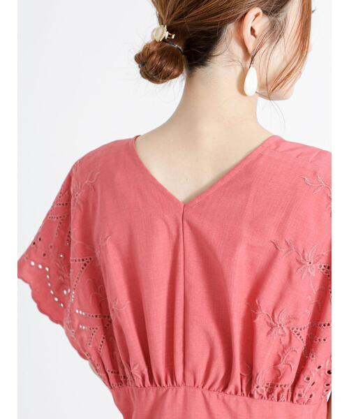 Te chichi（テチチ）の「スカラップエンブロイダリーワンピース（ワンピース・レディース・ブラック/サックスブルー/レッド・F）」の13枚目の写真