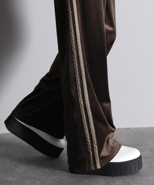 Java(ジャバ)の「《JaVaジャバ コラボ》冬のトレンドアイテム!厚底ソールサイドゴアチェルシーブーツ(ブーツ・レディース・ブラック/ホワイト・X-LARGE/LARGE/SMALL/MEDIUM)」の12枚目の写真