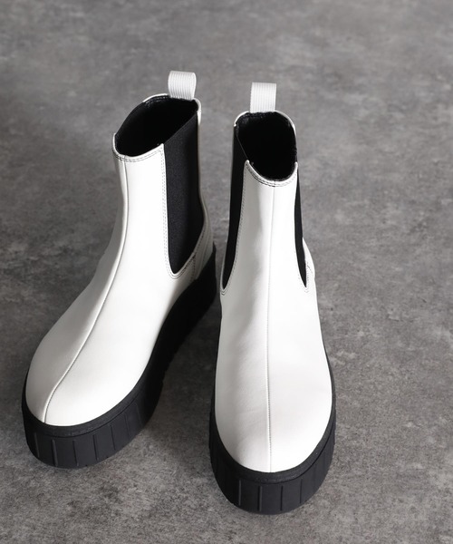 Java(ジャバ)の「《JaVaジャバ コラボ》冬のトレンドアイテム!厚底ソールサイドゴアチェルシーブーツ(ブーツ・レディース・ブラック/ホワイト・X-LARGE/LARGE/SMALL/MEDIUM)」の20枚目の写真