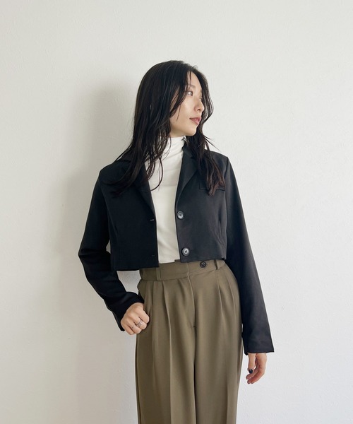 ISOOK（アイスー）の「【ISOOK / アイスー】ショートテーラードジャケット / クロップドジャケット キレイめ ZOZOTOWN限定（テーラードジャケット・レディース・グレー/ブラック・FREE）」の7枚目の写真