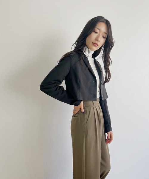 ISOOK（アイスー）の「【ISOOK / アイスー】ショートテーラードジャケット / クロップドジャケット キレイめ ZOZOTOWN限定（テーラードジャケット・レディース・グレー/ブラック・FREE）」の8枚目の写真