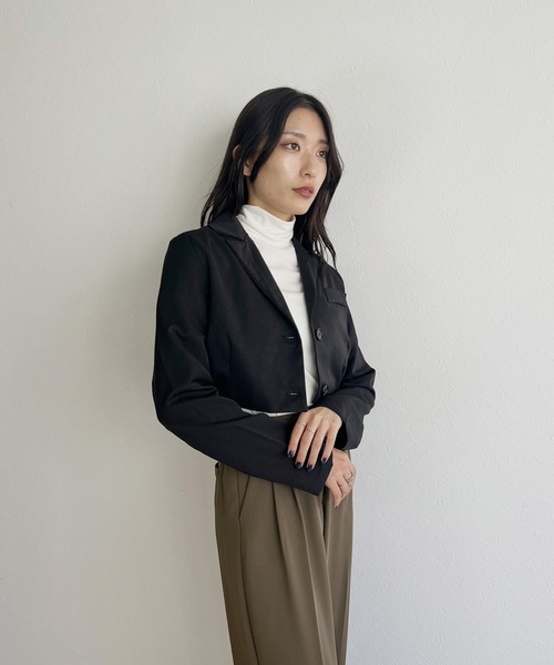 ISOOK（アイスー）の「【ISOOK / アイスー】ショートテーラードジャケット / クロップドジャケット キレイめ ZOZOTOWN限定（テーラードジャケット・レディース・グレー/ブラック・FREE）」の9枚目の写真