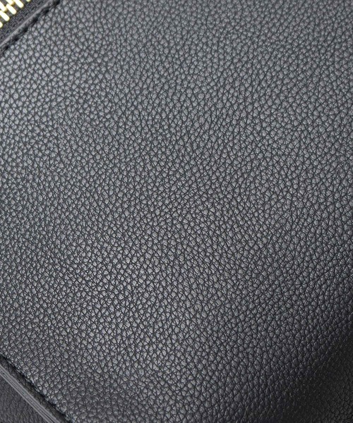 Legato Largo(レガートラルゴ)の「フルグレイン フェイクレザー PC収納 ビジネスリュック(バックパック/リュック・レディース・ブラウン/ライトグレー/ブラック・FREE)」の18枚目の写真