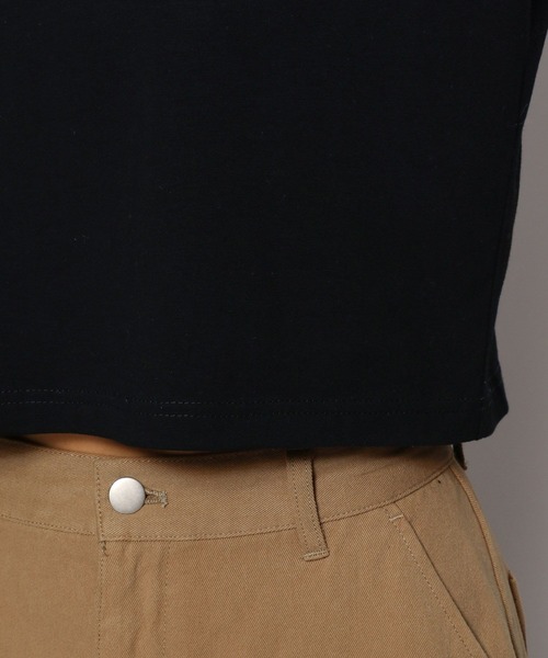 FOREVER 21（フォーエバー トゥエンティーワン）の「【2023AW】袖チュールラグランT（Tシャツ/カットソー・レディース・ブラック/レッド・FREE）」の15枚目の写真