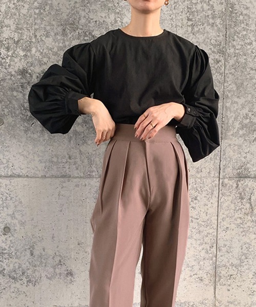 nuanti（ニュアンティ）の「ボリューム袖クルーネックブラウス（シャツ/ブラウス・レディース・ベージュ/ブラック/オリーブ/ホワイト/ブラウン/ピンク・M/L）」の11枚目の写真