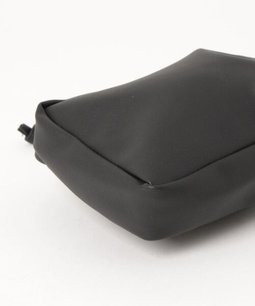 Hamee(ハミィ)の「巾着型 スマホ ショルダーポーチ ショルダーバッグ(ショルダーバッグ・レディース・ブラック/ベージュ/オフホワイト/カーキ/グレー・FREE)」の14枚目の写真