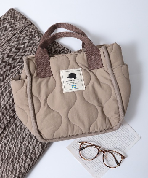 SCANDINAVIAN FOREST（スカンジナビアン・フォレスト）の「SCANDINAVIAN FOREST　ウェーブキルトミニトート（トートバッグ・メンズ・オフホワイト/カーキ/ブラック/カーキ系/ブラック系/グレイッシュベージュ/グレー/グリーン系その他/ブラック系1・F/FREE）」の7枚目の写真