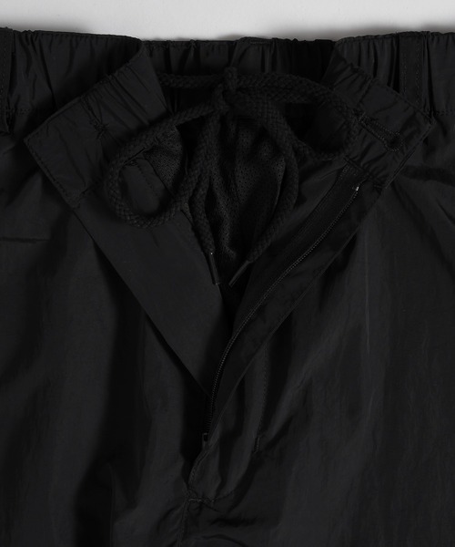 MUHET(ミュエータ)の「ナイロンパンツ(その他パンツ・レディース・カーキ/ブラック・X-LARGE/MEDIUM/SMALL)」の15枚目の写真