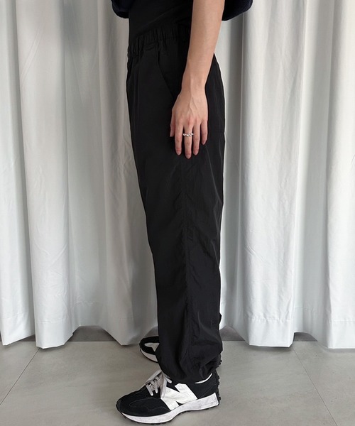 MUHET(ミュエータ)の「ナイロンパンツ(その他パンツ・レディース・カーキ/ブラック・X-LARGE/MEDIUM/SMALL)」の10枚目の写真