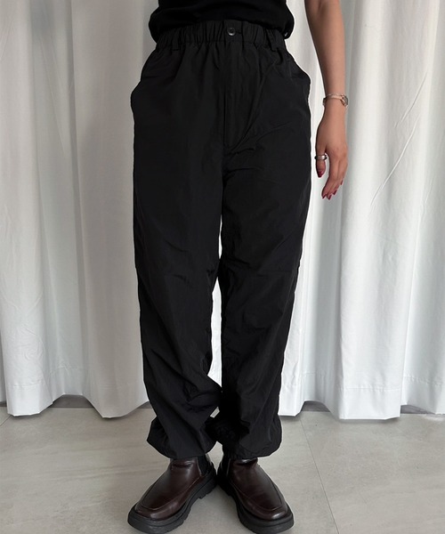 MUHET(ミュエータ)の「ナイロンパンツ(その他パンツ・レディース・カーキ/ブラック・X-LARGE/MEDIUM/SMALL)」の5枚目の写真