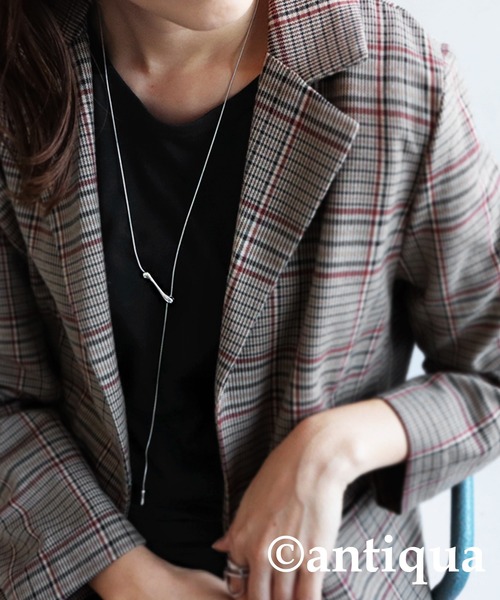 antiqua（アンティカ）の「モチーフロングネックレス（ネックレス・レディース・シルバー/ゴールド・FREE）」の2枚目の写真